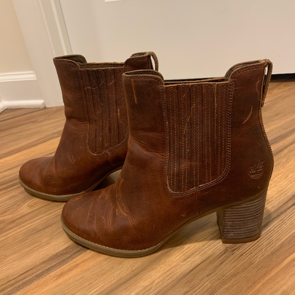 Timberland slip on heeled boots - Picture 3 of 4